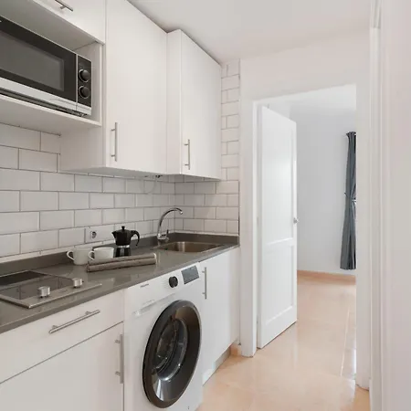 Margarita - Oasis Duna 아파트 *